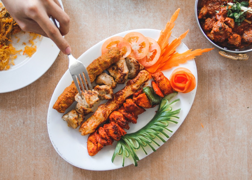 Seekh kebab and chicken tikka platter